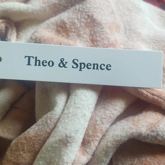 Theo & Spence Tie Dye Hoodie - Picture 5 of 6